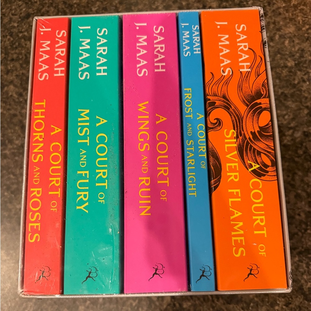 A Court of Thorns and Roses (ACOTAR) Set New in Box